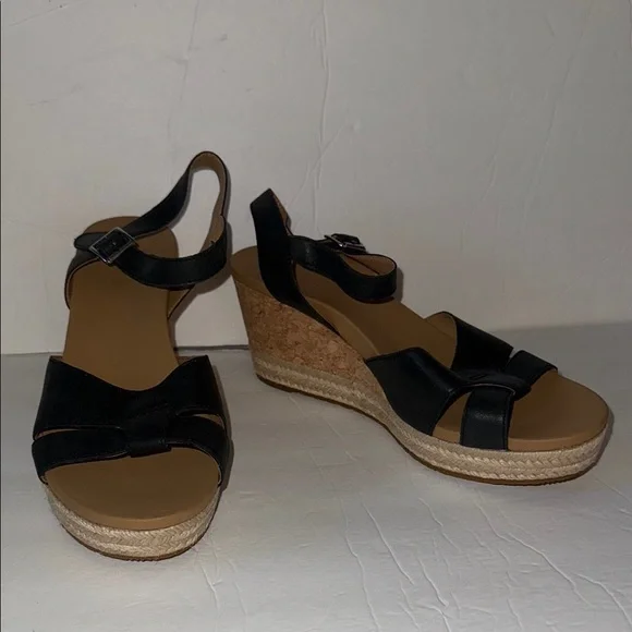 UGG Shoes New Ugg Womens Cloverdale Black Wedge Sandals With